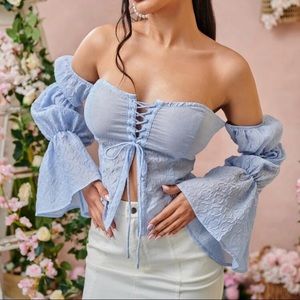 💙off the shoulder bell sleeve baby blue top💙